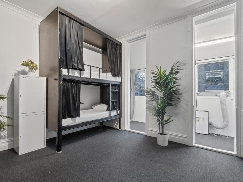 Private Room (for max 6 people) — Photo 3